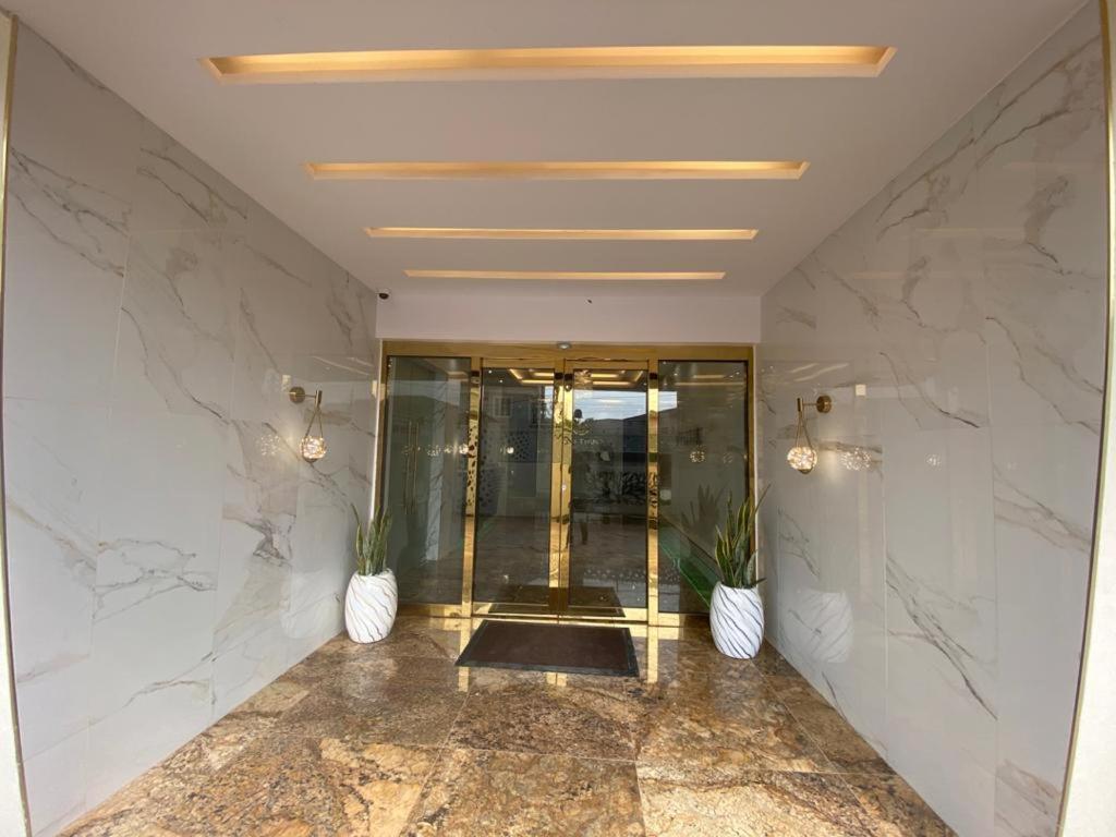 God'S Touch Apartments Signature Lagos Zewnętrze zdjęcie