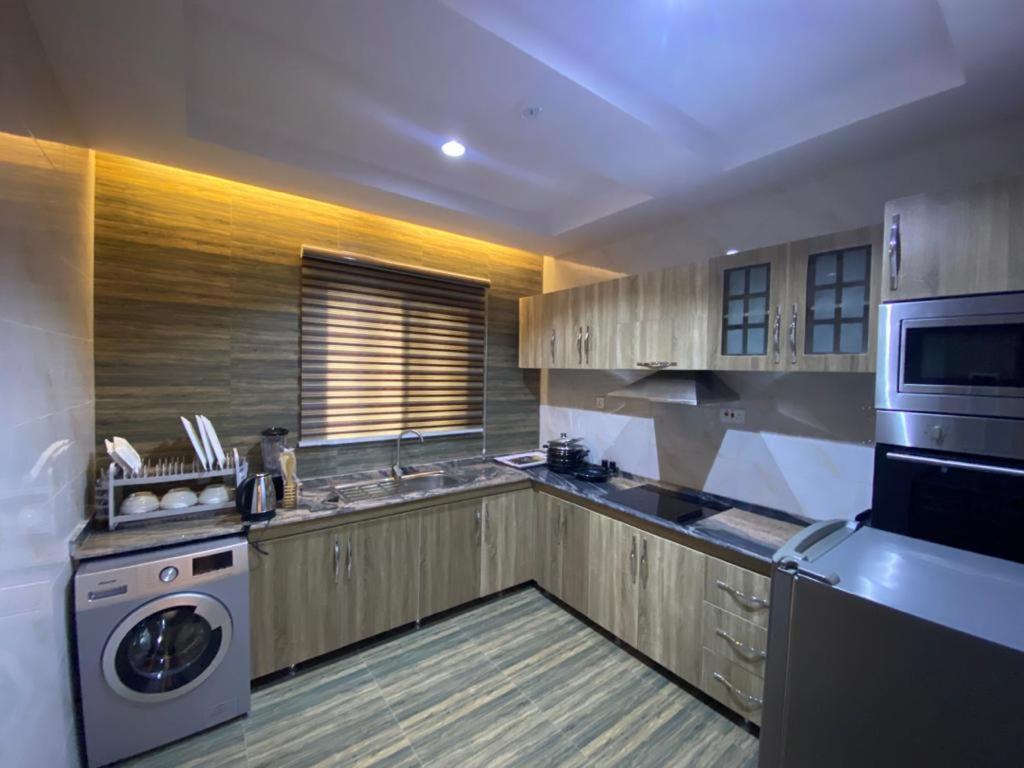 God'S Touch Apartments Signature Lagos Zewnętrze zdjęcie