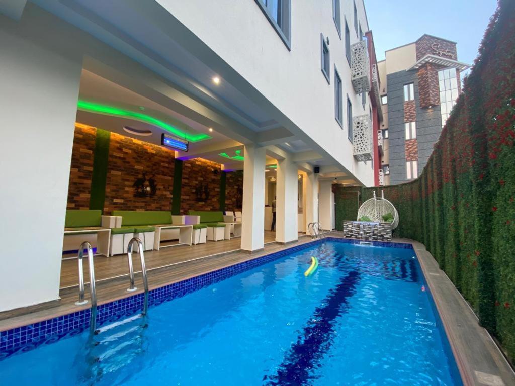 God'S Touch Apartments Signature Lagos Zewnętrze zdjęcie