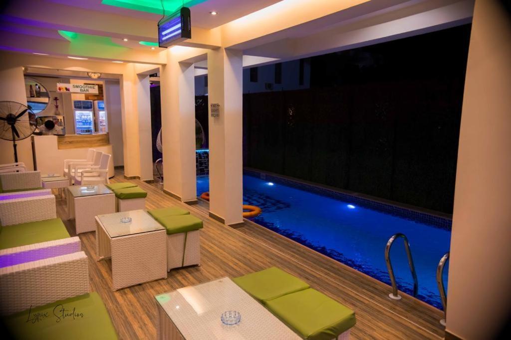 God'S Touch Apartments Signature Lagos Zewnętrze zdjęcie