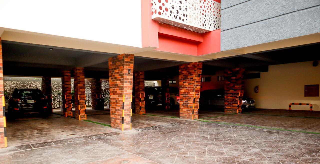 God'S Touch Apartments Signature Lagos Zewnętrze zdjęcie