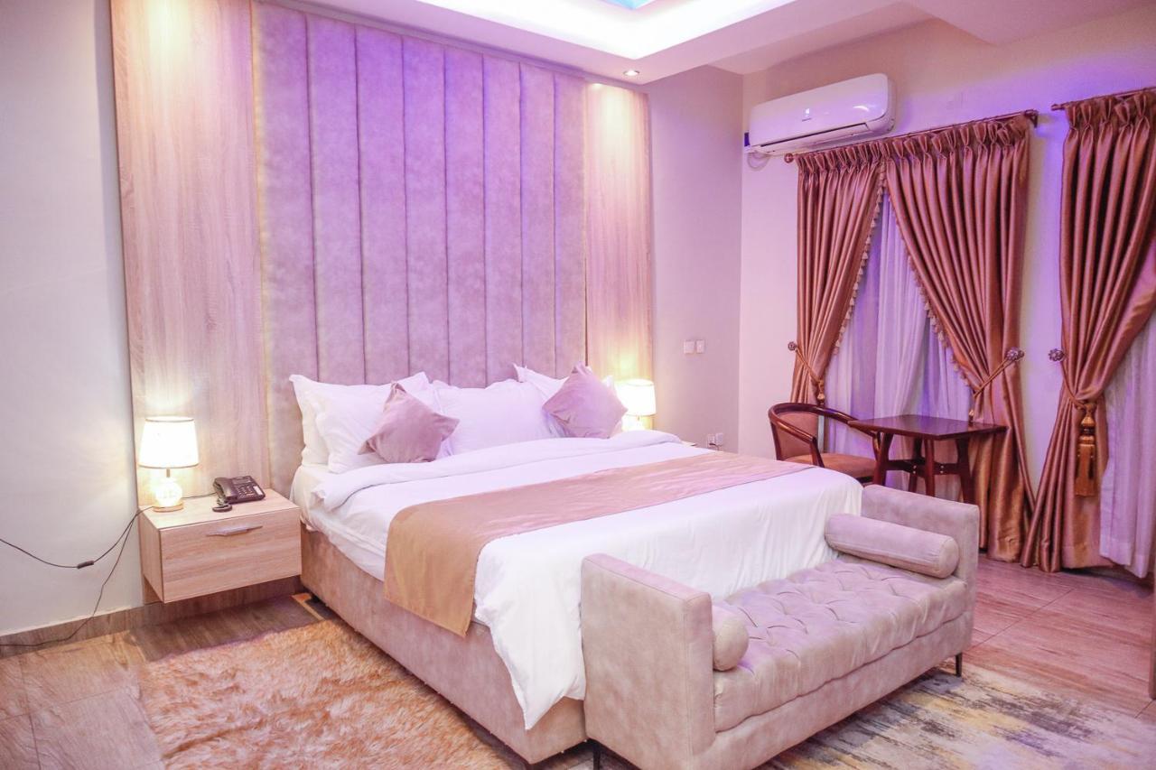 God'S Touch Apartments Signature Lagos Zewnętrze zdjęcie